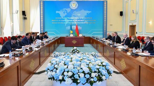 В Астане состоялись казахстанско-белорусские политические консультации - Sputnik Казахстан