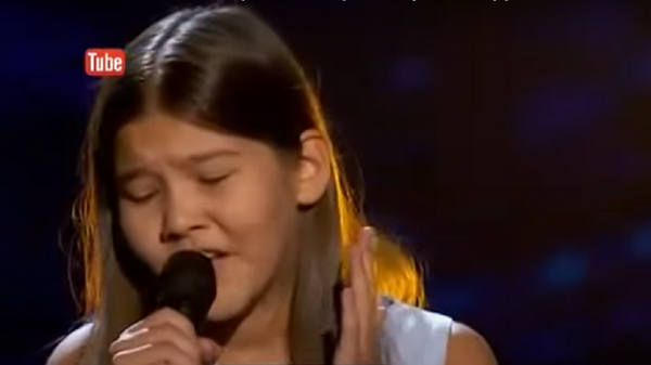 12-летняя казахстанка поразила жюри в шоу Голос.Дети в Испании - Sputnik Қазақстан