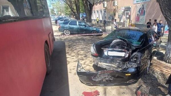 Пассажирский автобус насмерть сбил пешехода в Уральске - Sputnik Казахстан