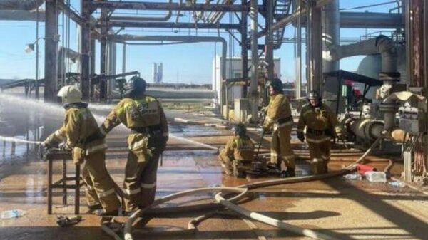 Пожар произошел на газоперерабатывающем заводе в Казахстане, пострадали четыре человека - Sputnik Казахстан