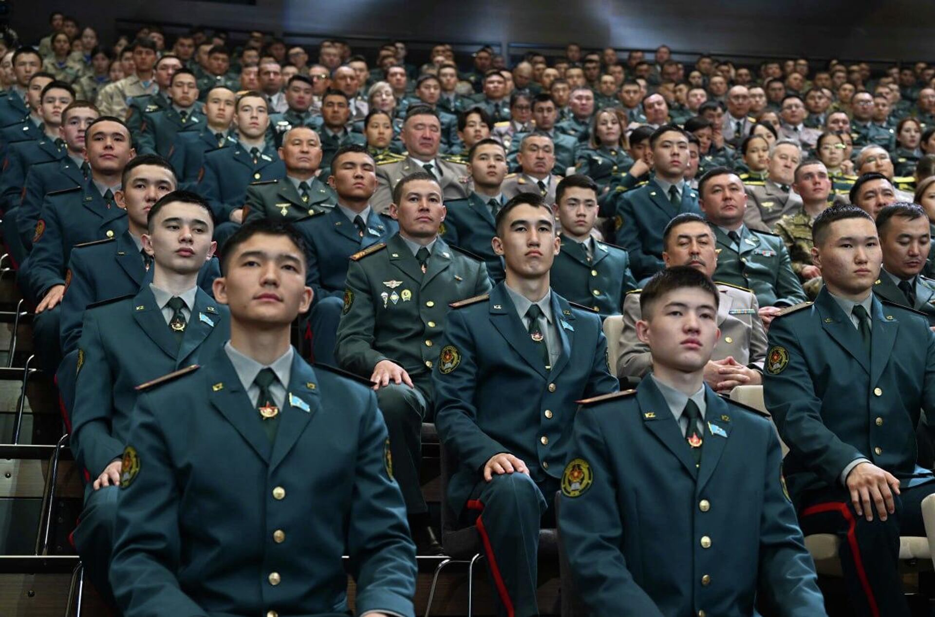 Всеармейское совещание под председательством Главы государства - Sputnik Казахстан, 1920, 05.05.2023