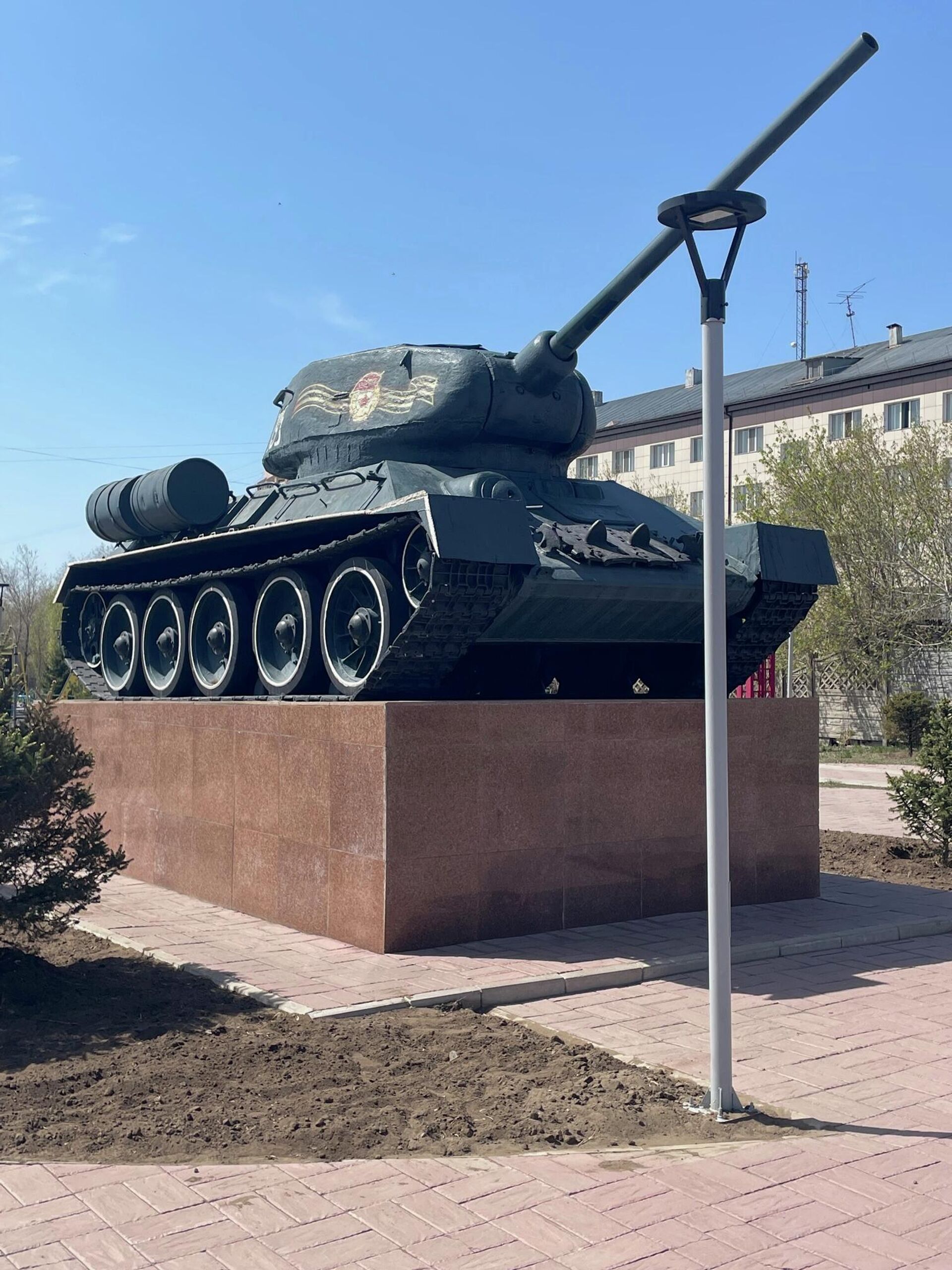 Танк Т-34 в Павлодарском парке воинской славы - Sputnik Казахстан, 1920, 07.05.2023