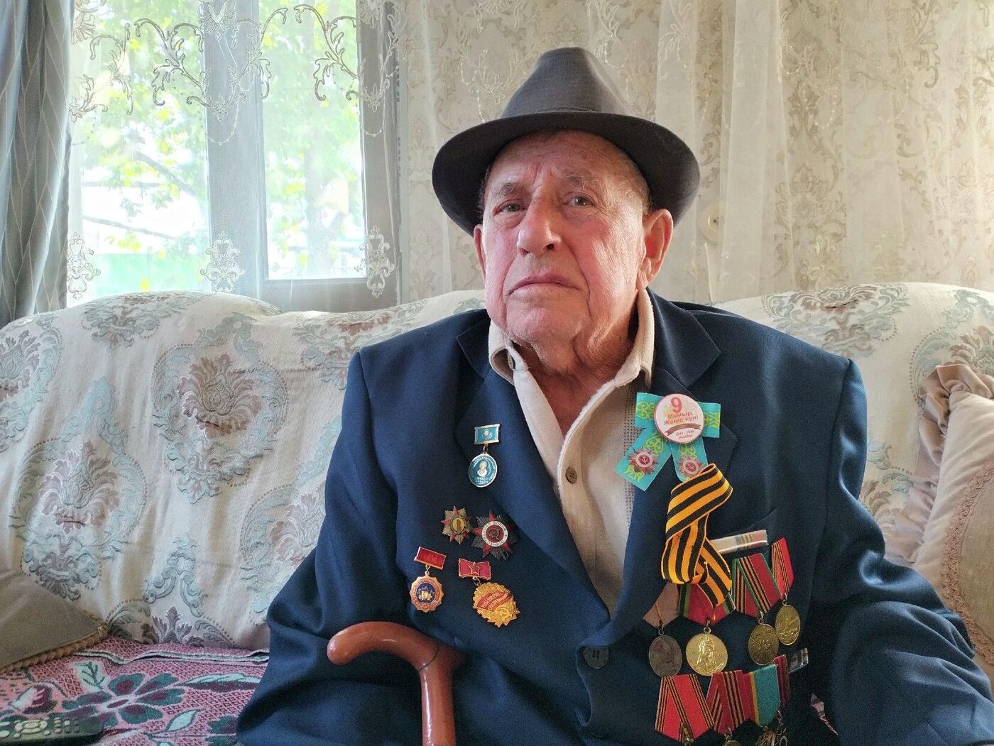 Мен құрылыста бір қызды сиқыдым.