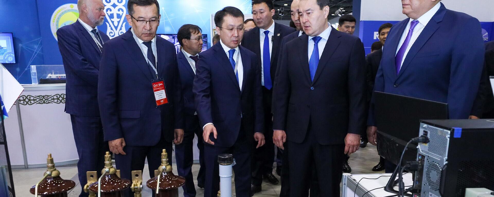 Алихан Смаилов посетил выставку по машиностроению и металлообработке Kazakhstan Machinery Fair 2023
 - Sputnik Казахстан, 1920, 11.05.2023
