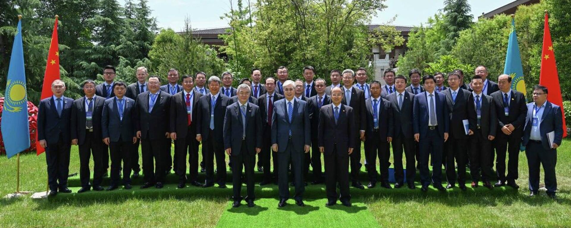  Участники казахско-китайского инвестиционного круглого стола - Sputnik Казахстан, 1920, 18.05.2023