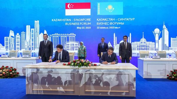 Документы на $275 млн подписаны по итогам казахстанско-сингапурского бизнес-форума в Астане - Sputnik Казахстан