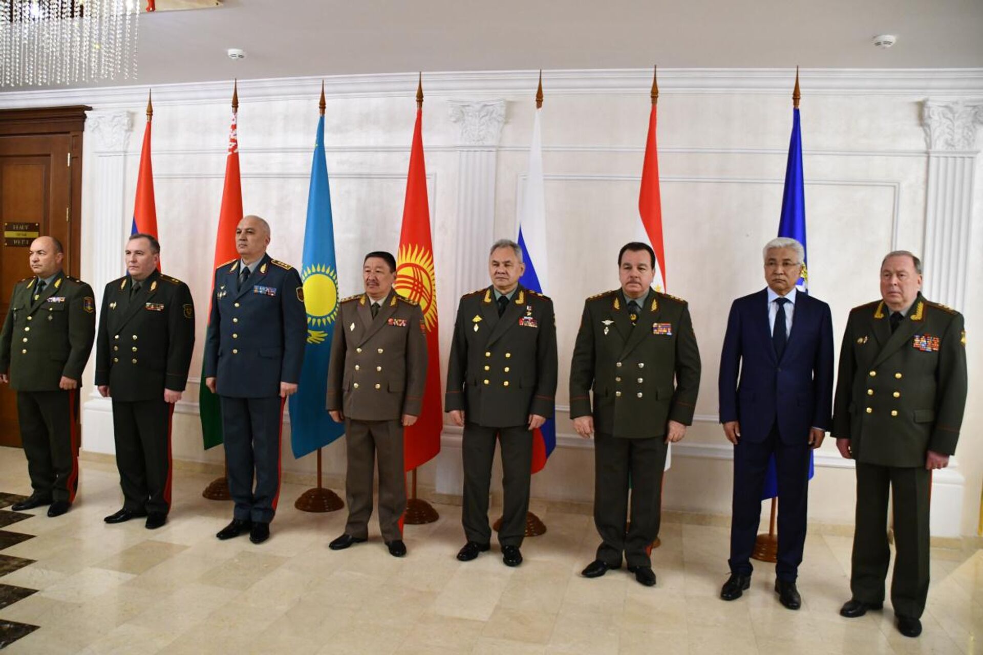 В Минске состоялось заседание Совета министров обороны ОДКБ
 - Sputnik Казахстан, 1920, 25.05.2023
