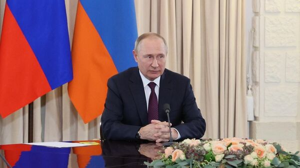 Трёхсторонние переговоры президента РФ, президента Азербайджана и премьер-министра Армении - Sputnik Казахстан