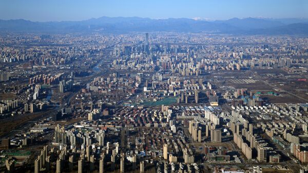 Вид на Пекин из самолета, заходящего на посадку в аэропорт Шоуду - Sputnik Казахстан