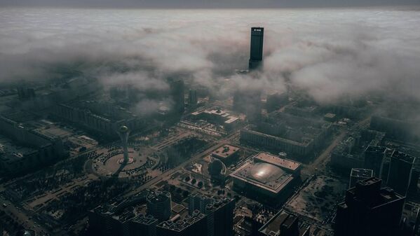 На этом снимке мы видим город задумчивым и туманным. Возможно, птицы его часто видят таким в предрассветной дымке.  - Sputnik Казахстан