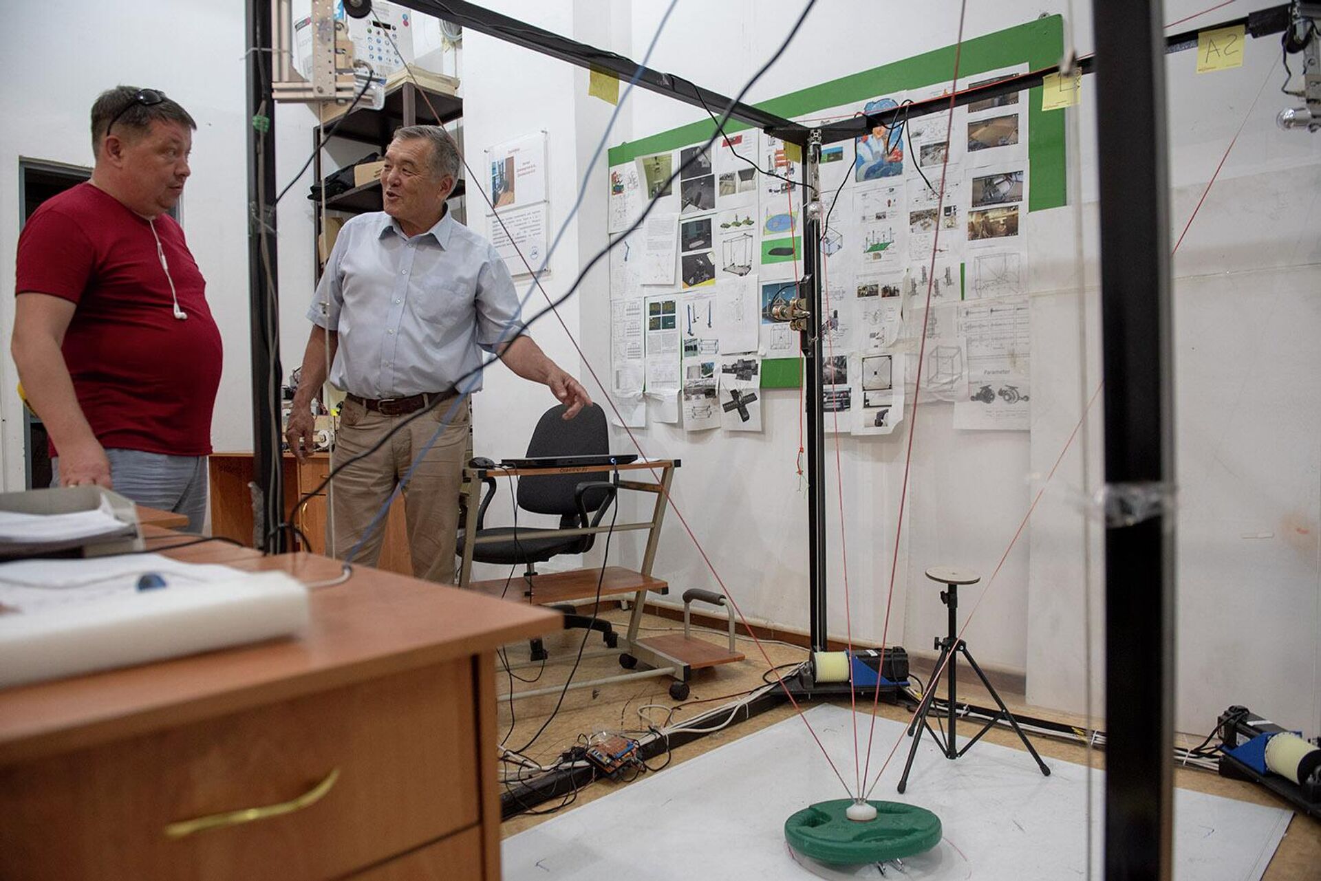 Рабочая зона у робота-манипулятора с гибкими звеньями может быть 100 на 60 метров и до 30 метров в высоту - Sputnik Казахстан, 1920, 15.06.2023