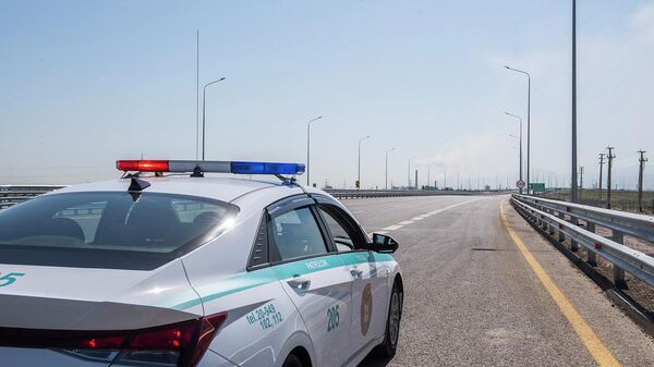 Полиция на трассе, архивное фото - Sputnik Казахстан