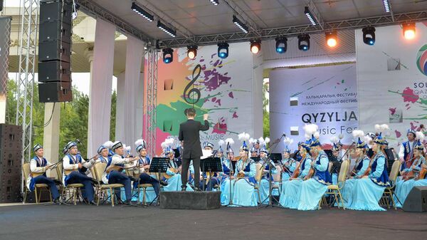 Грандиозный музыкальный фестиваль Qyzyljar Music Fest стартовал в Петропавловске - Sputnik Казахстан