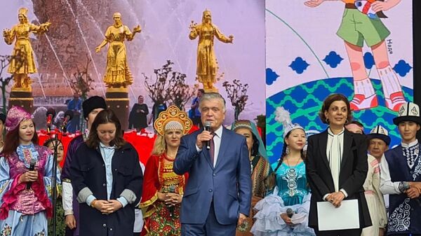 В Москве на ВДНХ проходит третий Фестиваль национального гостеприимства Дружба народов - Sputnik Казахстан