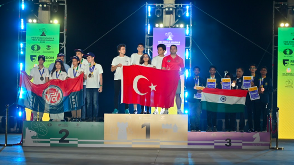 Казахстанские школьники выиграли серебро и бронзу на Чемпионате мира по шахматам - Sputnik Казахстан