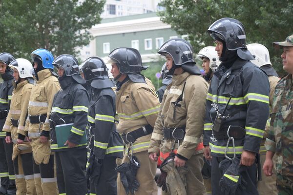Дом министерств эвакуировали пожарные в Астане - Sputnik Казахстан