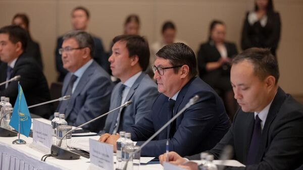 Поставки электроэнергии в осенне-зимний период обсудили представители Казахстана, Кыргызстана и Узбекистана - Sputnik Казахстан