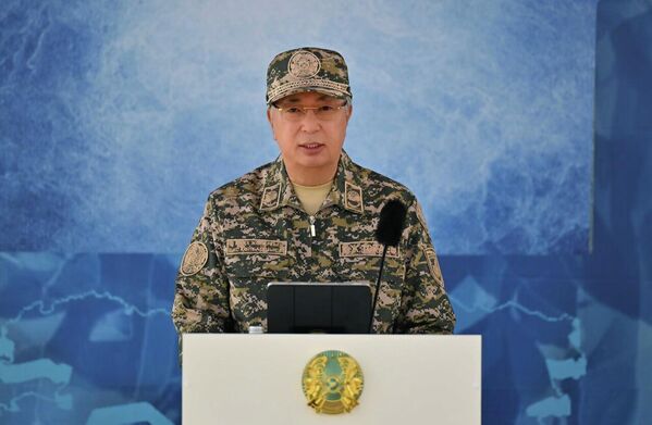 Верховный главнокомандующий выступил перед военнослужащими.  - Sputnik Казахстан