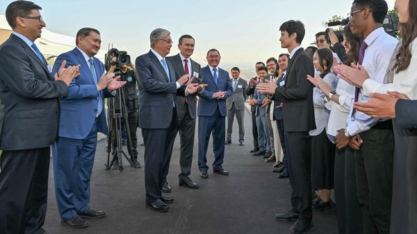 Токаев посетил Университет имени Сулеймана Демиреля - Sputnik Казахстан