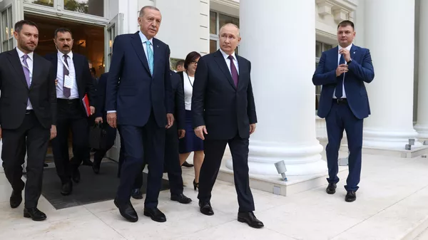 Президент РФ В. Путин и президент Турции Р. Т. Эрдоган - Sputnik Казахстан