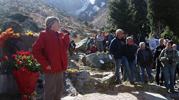 Мемориал казахстанским альпинистам, погибшим в горах в урочище Туюк Су - Sputnik Казахстан
