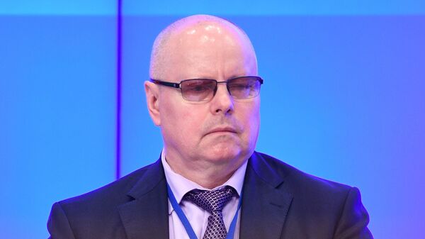 Экономист Агеев: во что перерастет единый саммит БРИКС-ЕАЭС-ШОС? - Sputnik Казахстан