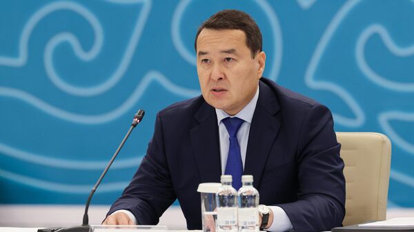 Премьер-министр Алихан Смаилов выступил на Международном форуме по развитию туризма, который проходит в Актау - Sputnik Казахстан