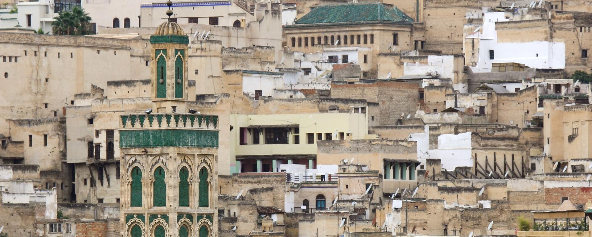 Фес-эль-Бали — старейшая часть города Фес, Марокко, окруженная стеной - Sputnik Казахстан, 1920, 19.03.2025