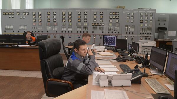 Гауез Нурмухамбетов посетил Петропавловскую ТЭЦ-2 - Sputnik Казахстан