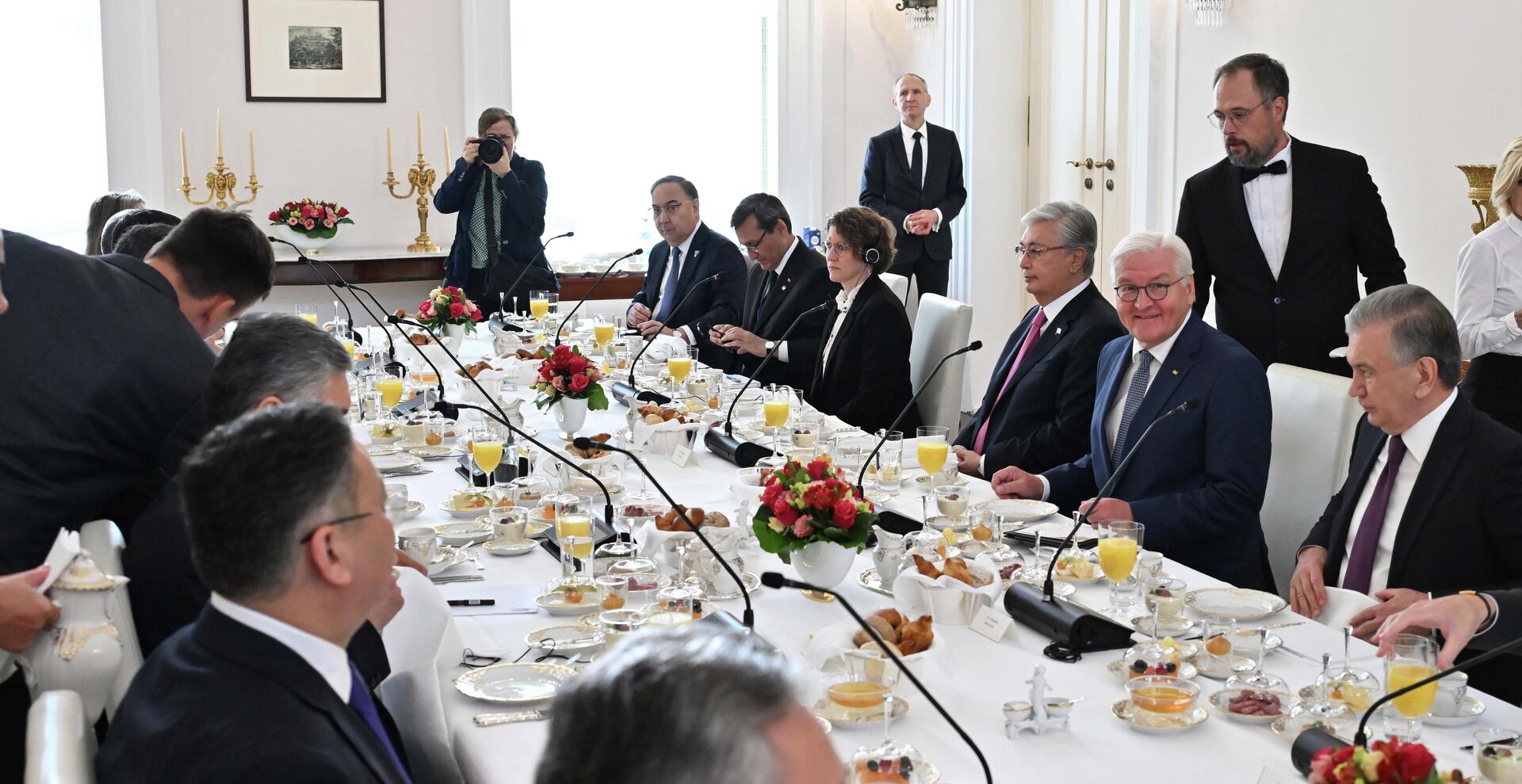 Встреча глав государств ЦА с президентом Германии - Sputnik Казахстан, 1920, 29.09.2023