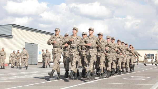 Шақырғанда келмейді: министрлік әскерге шақыру науқаны туралы түсіндірді  - Sputnik Қазақстан