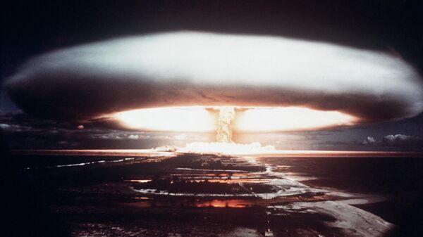 Ядерный взрыв. Архивное фото - Sputnik Казахстан
