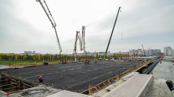 Строительство моста по улице Тауелсиздик в Астане - Sputnik Казахстан