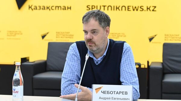 Чеботарев Андрей Евгеньевич, директор Центра актуальных исследований Альтернатива - Sputnik Казахстан