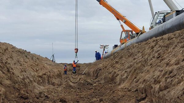 АО КазТрансОйл завершило работы по замене и подключению
участков на 75 км магистрального нефтепровода Мартыши – Атырау - Sputnik Казахстан