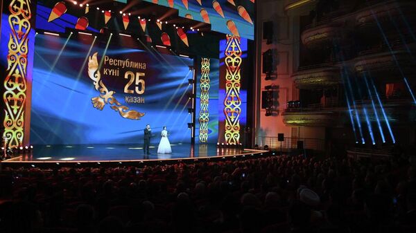 Глава государства посетил торжественный концерт, посвященный Дню Республики  - Sputnik Казахстан