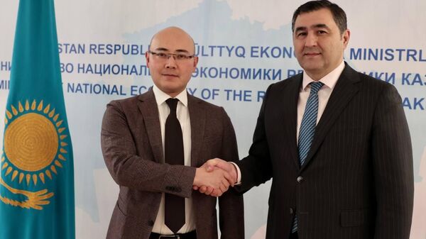 Казахстан готов увеличить поставки товаров в Азербайджан на $300 млн - Sputnik Казахстан