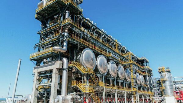 Завод Kazakhstan Petrochemical Industries Inc (KPI) по производству полипропилена в Атырау - Sputnik Казахстан
