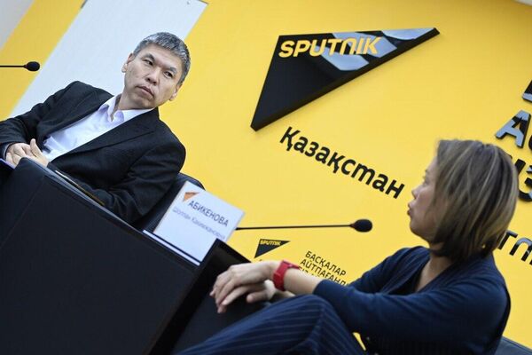 Пресс-конференция на тему Как сделать труд в Казахстане безопасным - Sputnik Казахстан