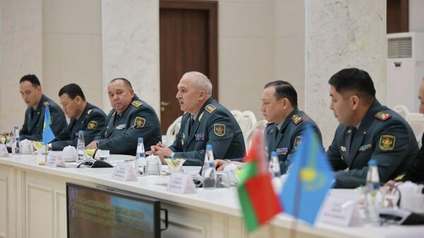 Министр обороны Казахстана находится с официальным визитом в Беларуси - Sputnik Казахстан