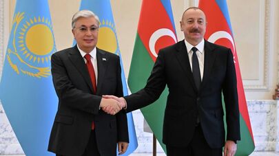  Касым-Жомарт Токаев и Ильхам Алиев провели переговоры