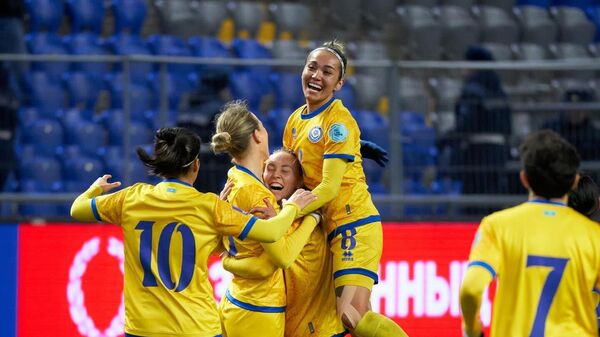 Женская сборная Казахстана по футболу разгромила Армению в Лиге Наций - Sputnik Казахстан