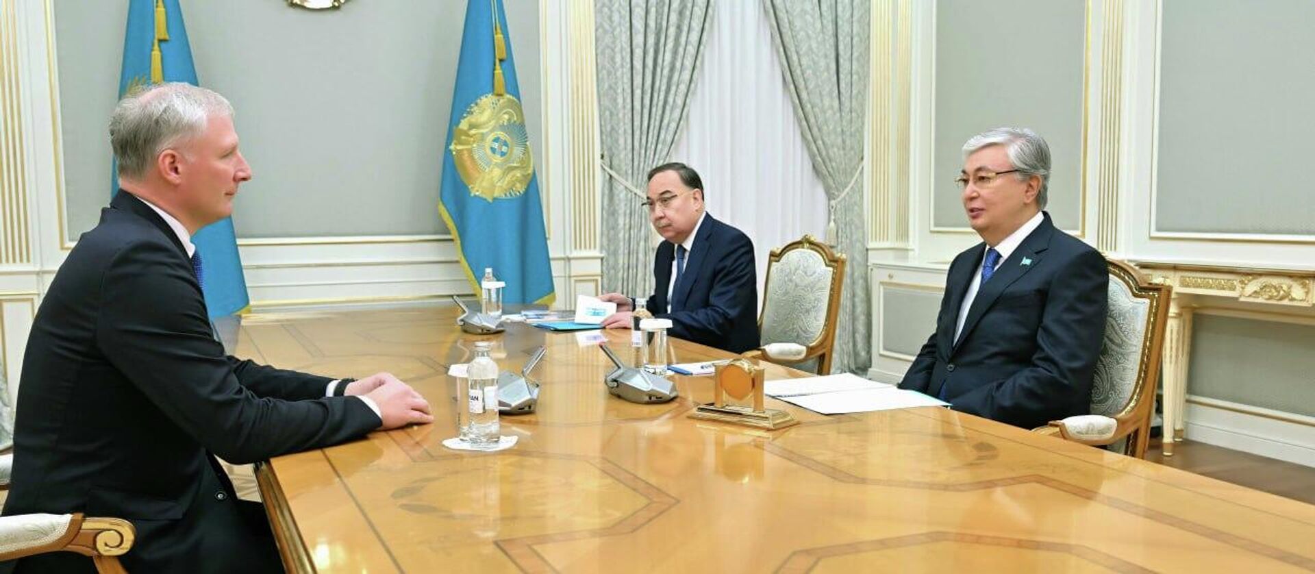 Глава государства принял посла Европейского Союза в Казахстане Кестутиса Янкаускаса - Sputnik Казахстан, 1920, 07.12.2023