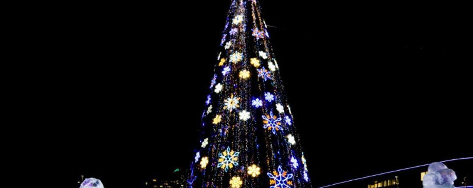 Новогодняя елка в Астане  - Sputnik Казахстан, 1920, 11.12.2023