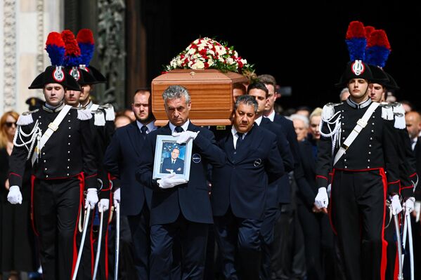 Экс-премьер Италии Сильвио Берлускони умер на 87-м году жизни 12 июня 2023-го. - Sputnik Казахстан