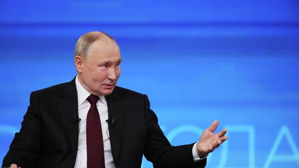 Прямая линия и большая пресс-конференция президента РФ В. Путина - Sputnik Қазақстан