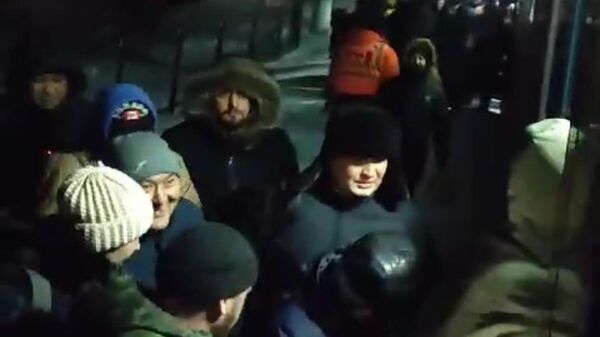 Более 200 человек  эвакуировали пассажирским поездом  - Sputnik Казахстан