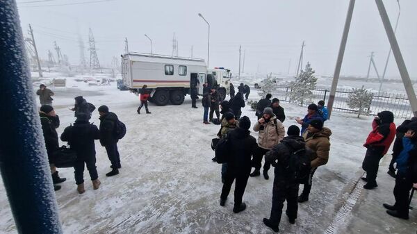 Эвакуация дальнобойщиков в Жетысуской области - Sputnik Казахстан