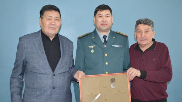 Награда нашла потомков героя Второй мировой войны в Караганде - Sputnik Казахстан