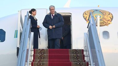 Глава государства Касым-Жомарт Токаев прибыл с рабочей поездкой в Алматы